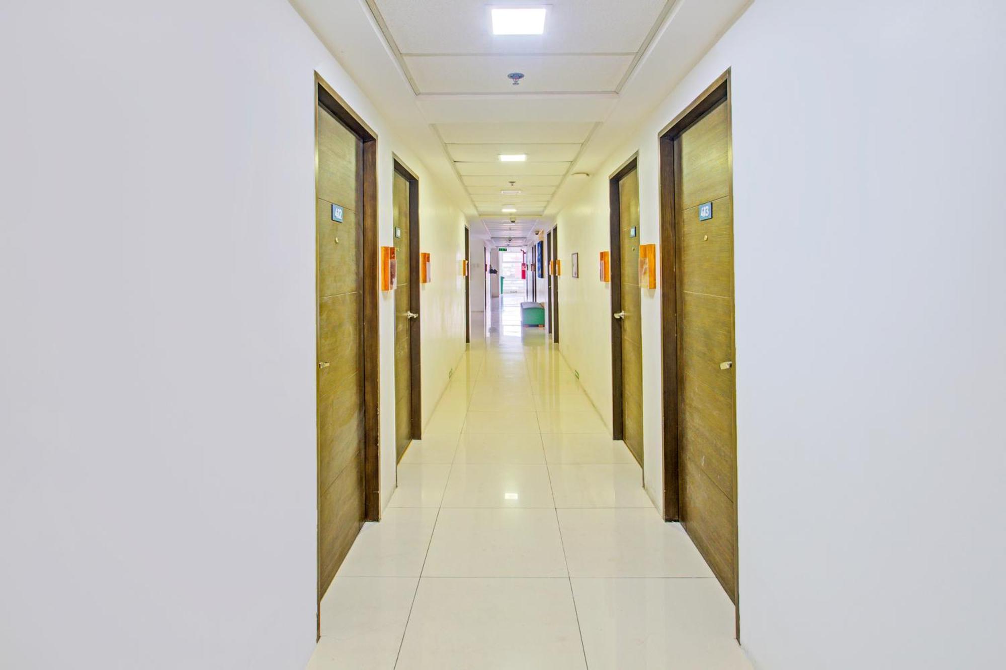 Collection O 1318 Residences, University Belt, Metro マニラ市 エクステリア 写真