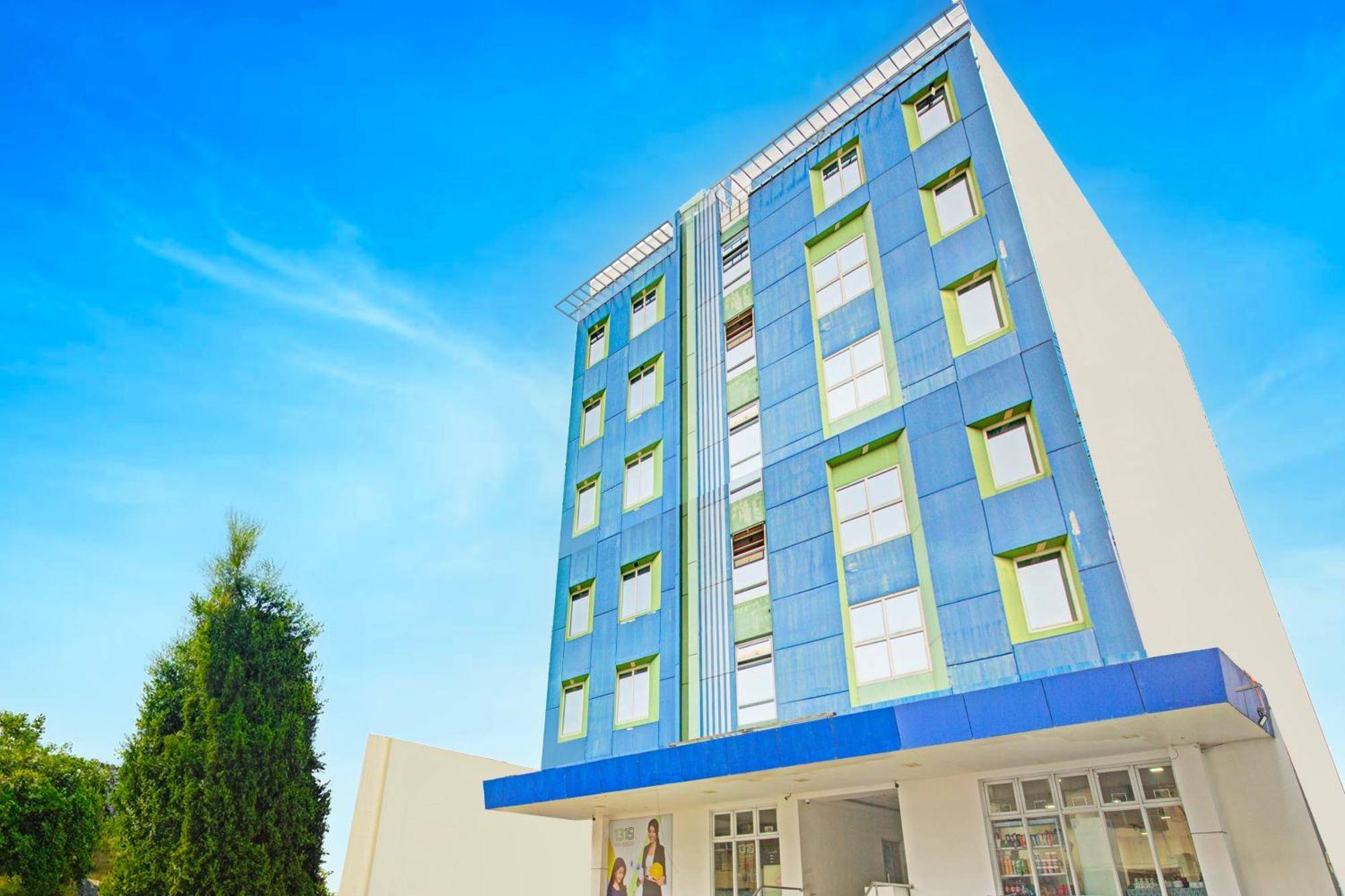 Collection O 1318 Residences, University Belt, Metro マニラ市 エクステリア 写真